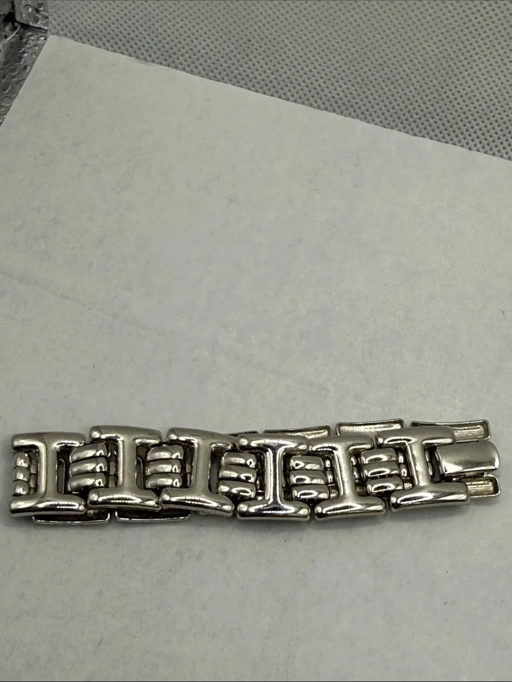 Classic Vintage Monet Chunky Silver tone open work Link Bracelet Sz 7